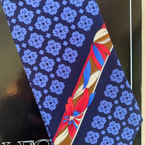 Tiedeals - Leonard Paris Tie Floral | Facebook Vintage Leonard Paris Tie
